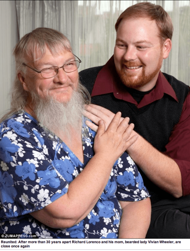 © Greg Raymond:ZUMApress.com