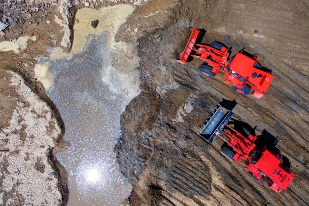 BN-PC833_0726PO_J_20160726230608