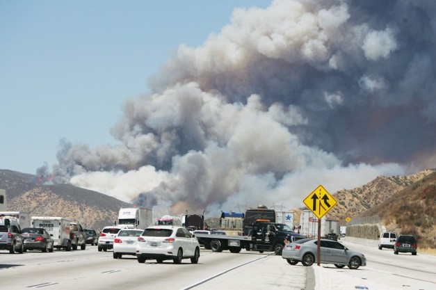 BN-PL143_CAFIRE_M_20160817072024