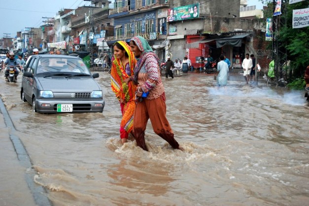 BN-PO621_0826PO_J_20160825224947