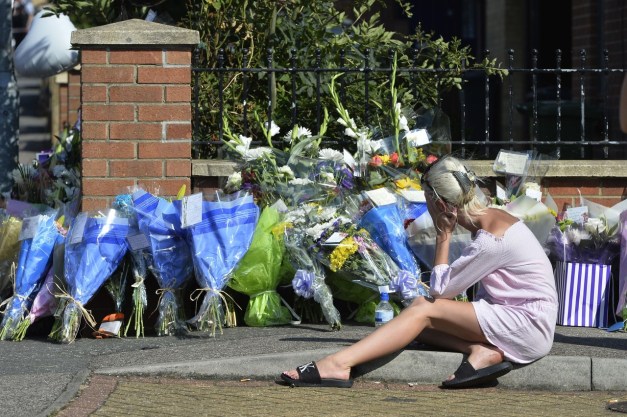 bn-pv245_091416_m_20160914140613