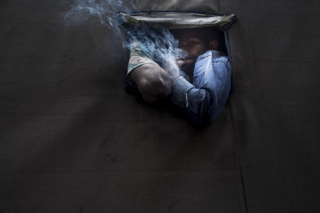 bn-ra685_120116_m_20161201150518